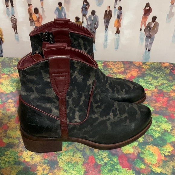 ONID STUDIO ANKLE BOOT JAGUAR/RED LEATHER BOOT SIZE 8 new no box - Picture 3 of 12